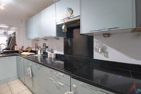 19 Old Orchard, Harlow, CM18 6YG