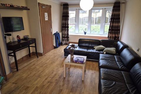 3 bedroom house for sale, Stanmore Crescent, Leeds