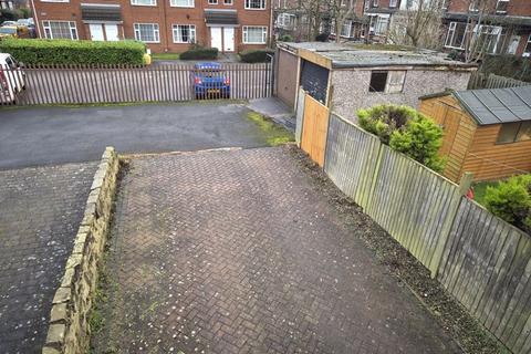 56 Stanmore Grove, Leeds, LS4 2RJ