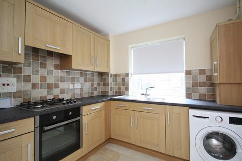 2 bedroom ground floor maisonette to rent, GRIFFIN WAY, BOOKHAM, KT23