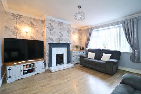1 Edinburgh Drive, Walsall, WS4 1HW