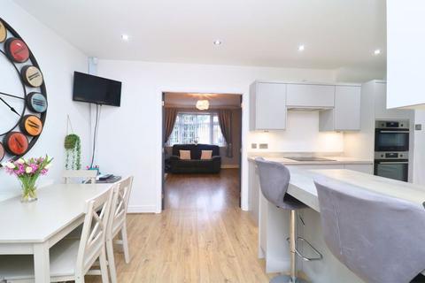 1 Edinburgh Drive, Walsall, WS4 1HW