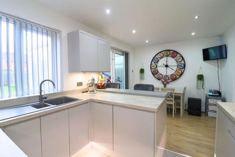1 Edinburgh Drive, Walsall, WS4 1HW