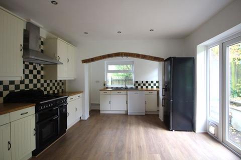 5 bedroom detached house for sale, Hermitage Road, Kenley