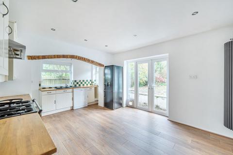 7 Hermitage Road, Kenley, CR8 5EA