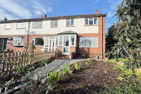 3 bedroom end of terrace house for sale, Henry Street, Kenilworth