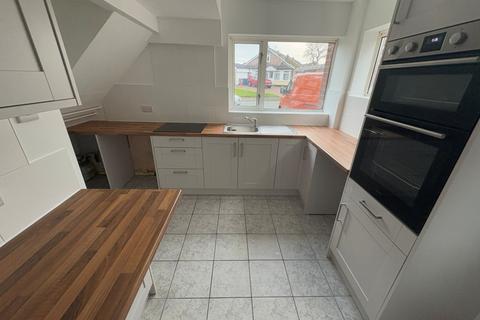 3 bedroom semi-detached house to rent, Nailers Drive, Burntwood