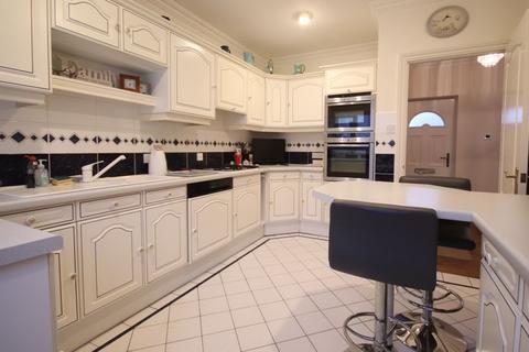 3 bedroom detached house for sale, Deal