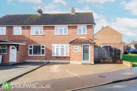 3 bedroom semi-detached house for sale, Field Way, Hoddesdon