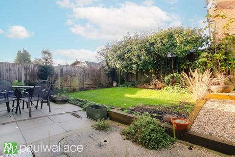 3 bedroom semi-detached house for sale, Field Way, Hoddesdon