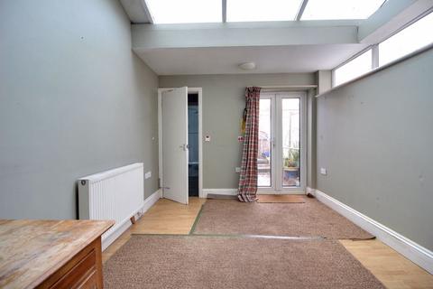 3 bedroom terraced house for sale, Wesley Grove, Carrington, Nottingham