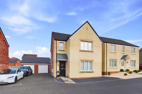 3 bedroom detached house for sale, Travellers Rest, Carmarthen