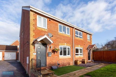 3 bedroom semi-detached house for sale, Warres Road, Taunton