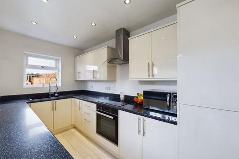 3 bedroom terraced house for sale, Woldcarr Road, Hull