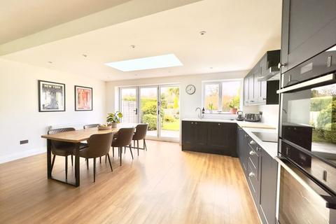 67 Walmley Road, Sutton Coldfield, B76 2QJ