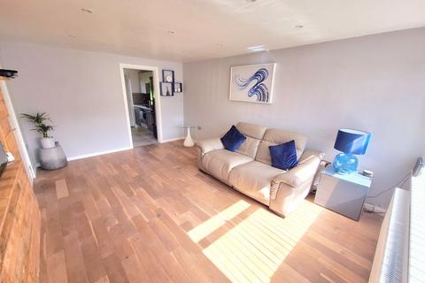 17 Firsholm Close, Sutton Coldfield, B73 5HT