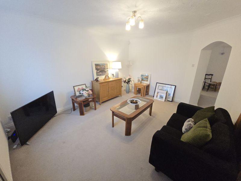 Lounge Additional