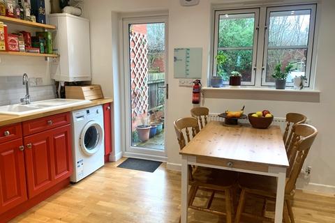 undefined, Lewis Crescent, Exeter EX2
