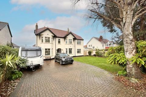 4 bedroom detached house for sale, Albert Drive, Conwy