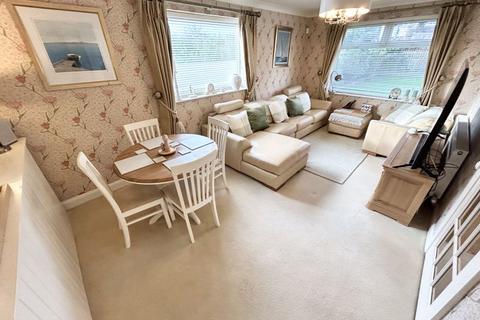 26 Albert Drive, Deganwy, Conwy, LL31 9SP
