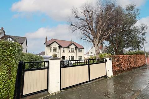 26 Albert Drive, Deganwy, Conwy, LL31 9SP
