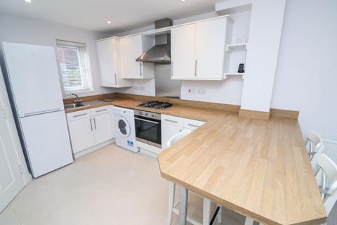 3 bedroom terraced house to rent, King Oswald Drive, Stella Riverside