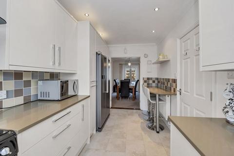 4 bedroom townhouse for sale, Coltsfoot Crescent, Bury St. Edmunds