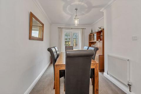 4 bedroom townhouse for sale, Coltsfoot Crescent, Bury St. Edmunds