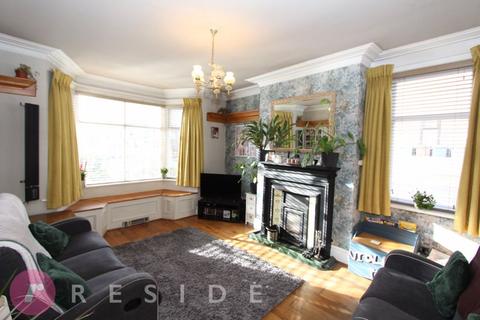 Edenfield Road, Rochdale OL11