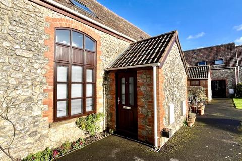 2 bedroom terraced house to rent, Southend Mews, Chard, Somerset TA20