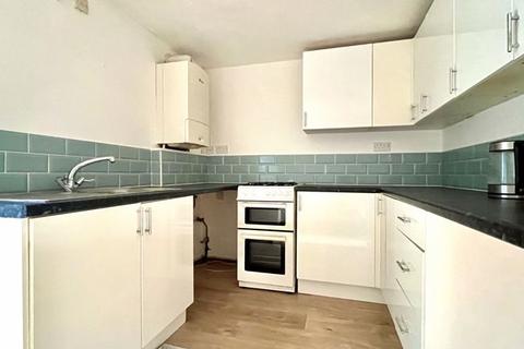 2 bedroom terraced house to rent, Southend Mews, Chard, Somerset TA20