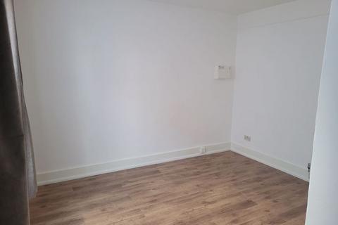 1 bedroom apartment to rent, 13 Conduit Road, Bedford