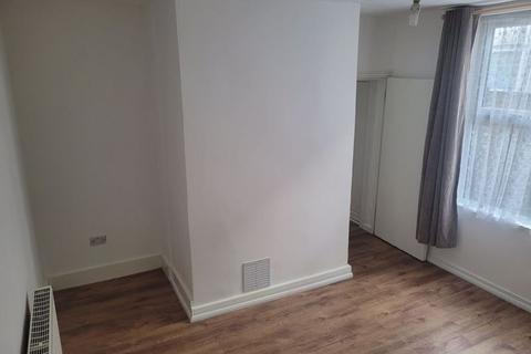 1 bedroom apartment to rent, 13 Conduit Road, Bedford