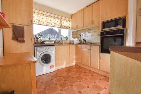 2 bedroom bungalow for sale, Peterhouse Close, Stamford