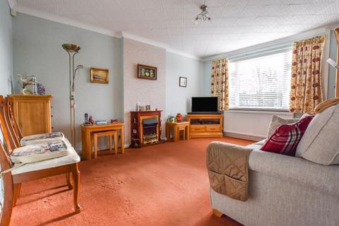 2 bedroom bungalow for sale, Peterhouse Close, Stamford