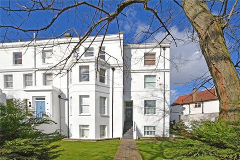 2 bedroom apartment for sale, Hervey Road, Blackheath, London, SE3