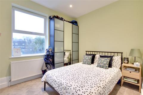 2 bedroom apartment for sale, Hervey Road, Blackheath, London, SE3