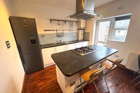 2 bedroom apartment for sale, Mowbray Street, Heaton