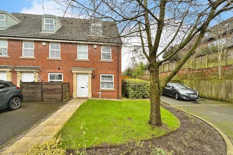 3 bedroom townhouse for sale, Stonemere Drive, Radcliffe