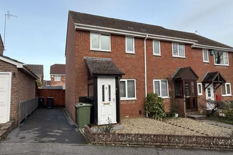 2 bedroom end of terrace house for sale, Widey Court, Crownhill , Plymouth Sought after residential location End of Terrace property driveway and level Gardens