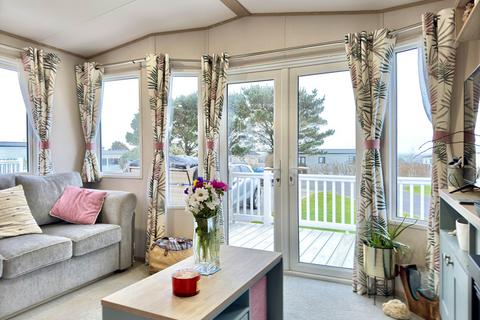 2 bedroom lodge for sale, NEWQUAY TR8