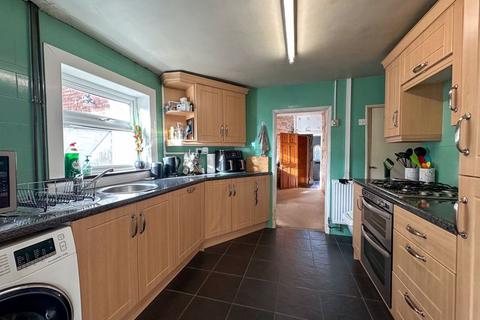 2 bedroom terraced house for sale, Willow Street, Congleton