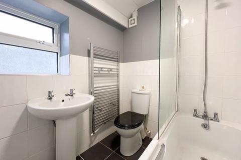55 Abbotts Road, Leek, ST13 6EY