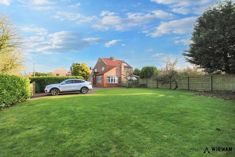 2 bedroom house for sale, School Lane, Holmpton, HU19