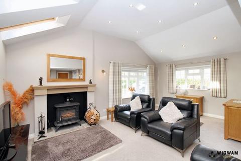 2 bedroom house for sale, School Lane, Holmpton, HU19