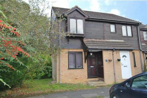 2 bedroom semi-detached house to rent, Bosworth Close, Bletchley, Milton Keynes, MK3 7UB