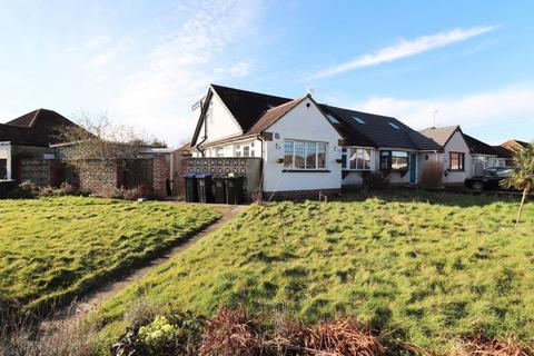 4 bedroom chalet for sale, Melrose Avenue, Goring-by-Sea