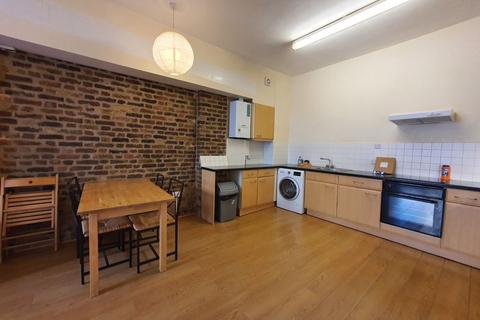 2 bedroom apartment to rent, Browning Street,Walworth,London