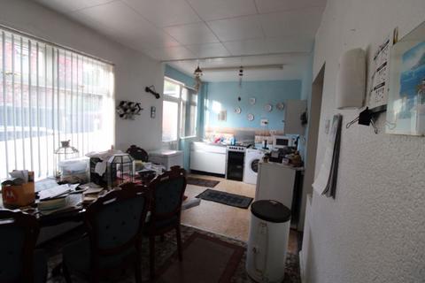 3 bedroom end of terrace house for sale, Great Cheetham Street East, Salford M7