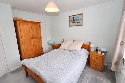 3 bedroom end of terrace house for sale, Beechfield Way, Hazlemere HP15